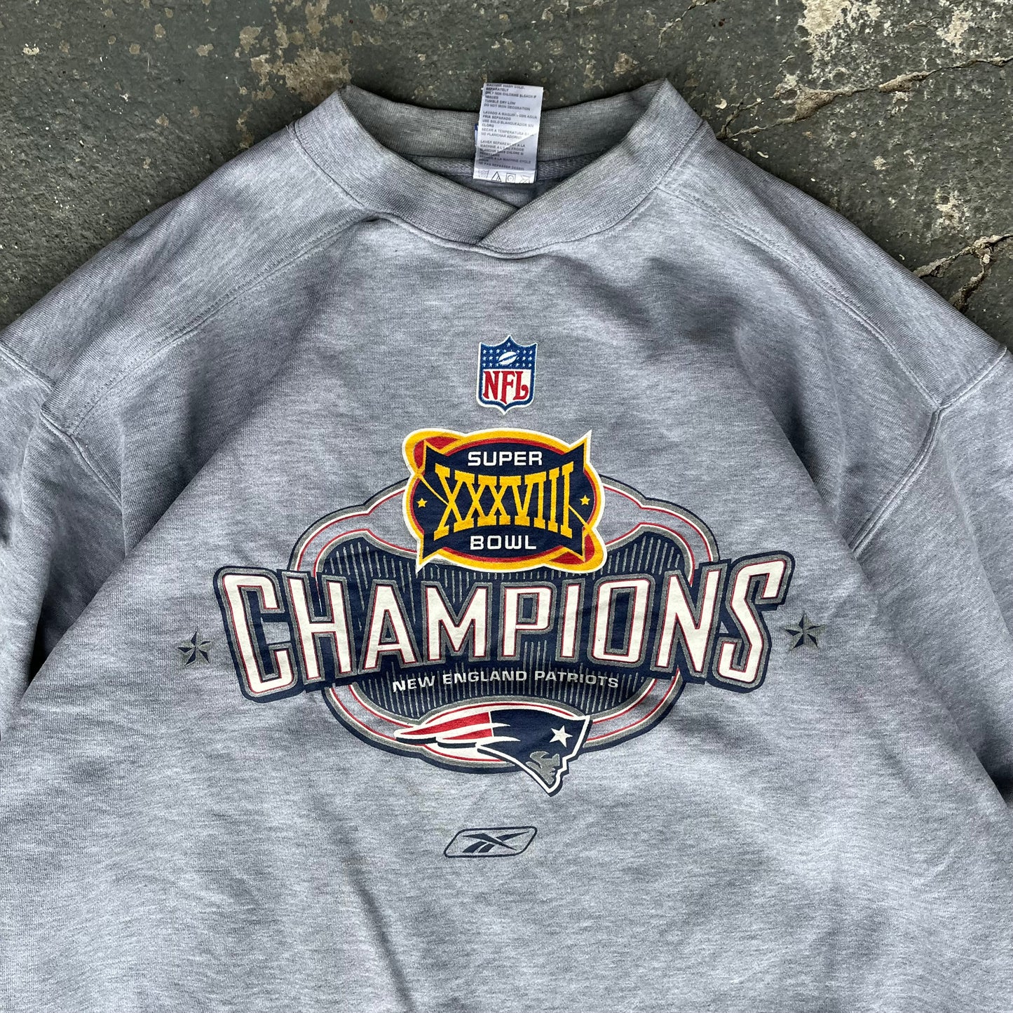 Vintage New England Patriots 2004 Super Bowl Sweatshirt